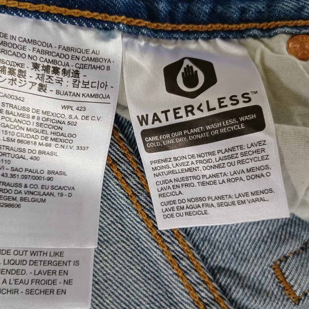 Levi's Premium Wedgie Straight Denim - Picture 12 of 15